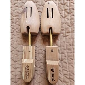 The Original Shoe Tree Company Cedar Shoe Trees, 2 PC Left and Right, Size Large